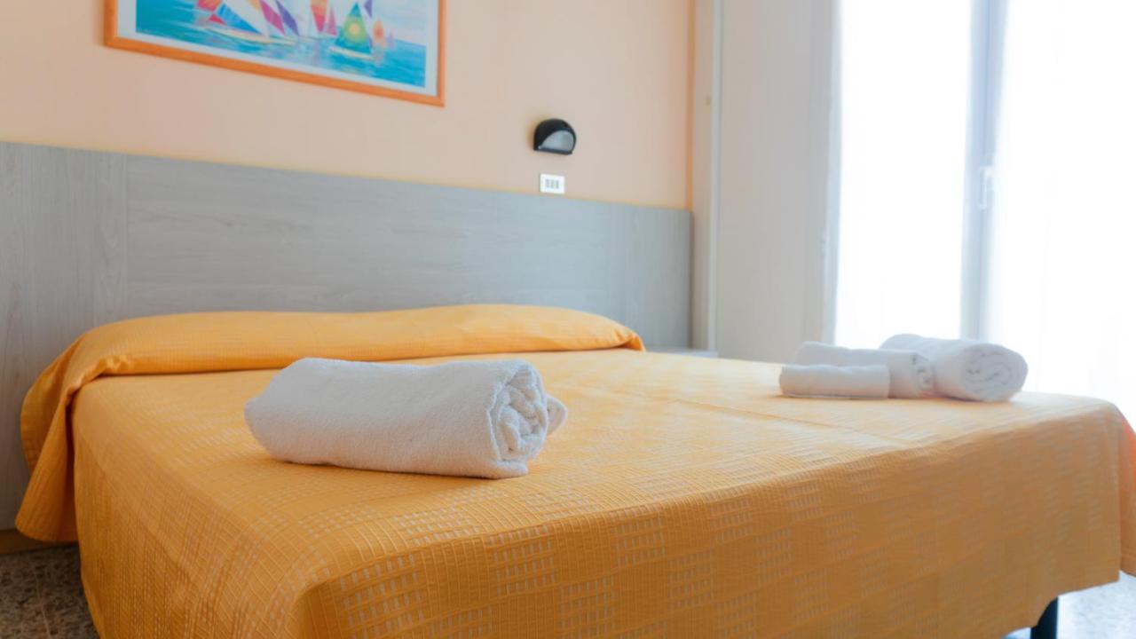 B&B Hotel Villa Nora 贝拉里亚-伊贾马里纳 外观 照片