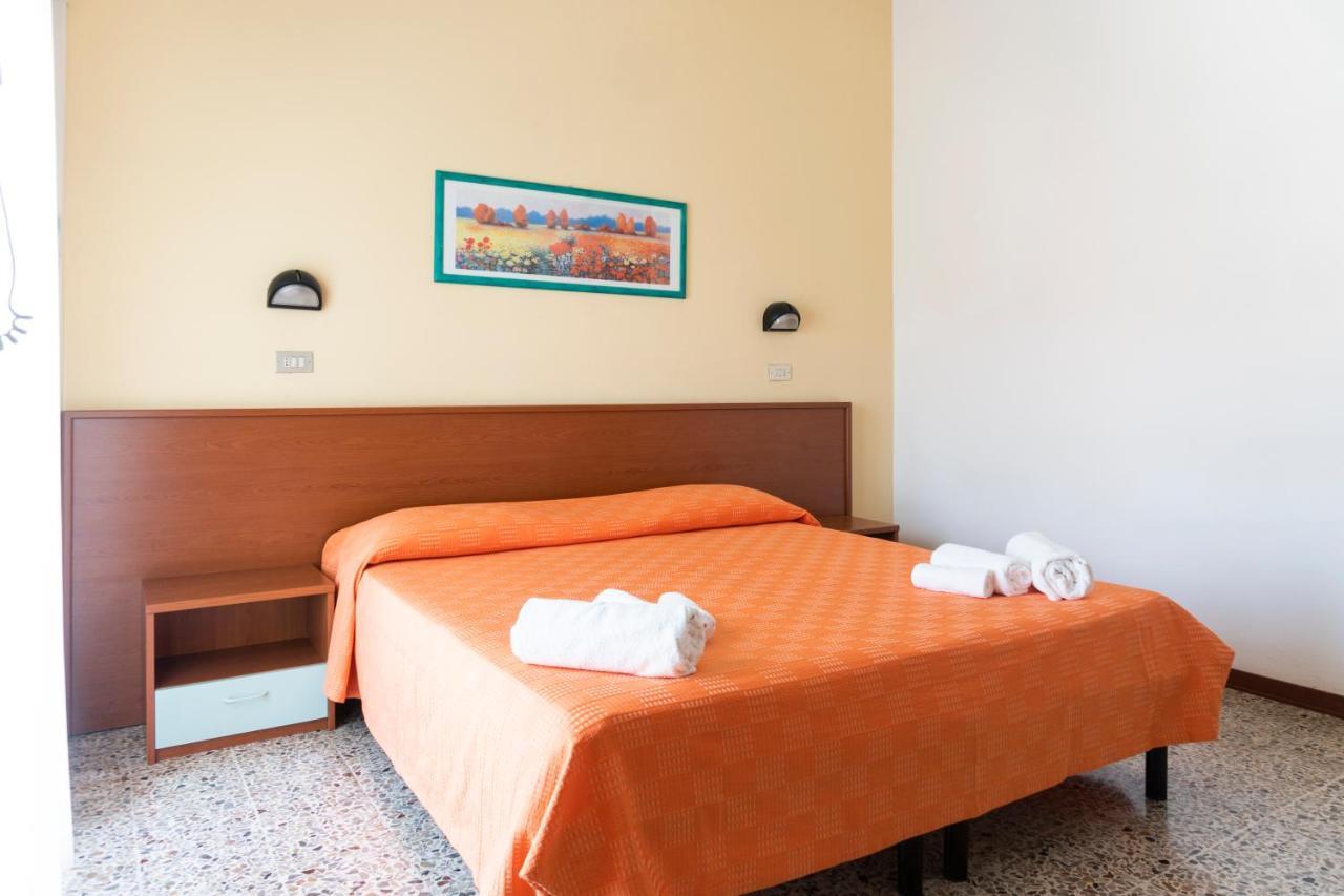 B&B Hotel Villa Nora 贝拉里亚-伊贾马里纳 外观 照片